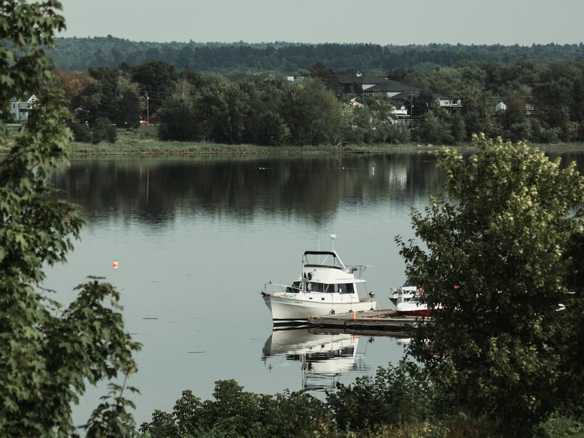 A boat on the water: date idea in New Brunswick