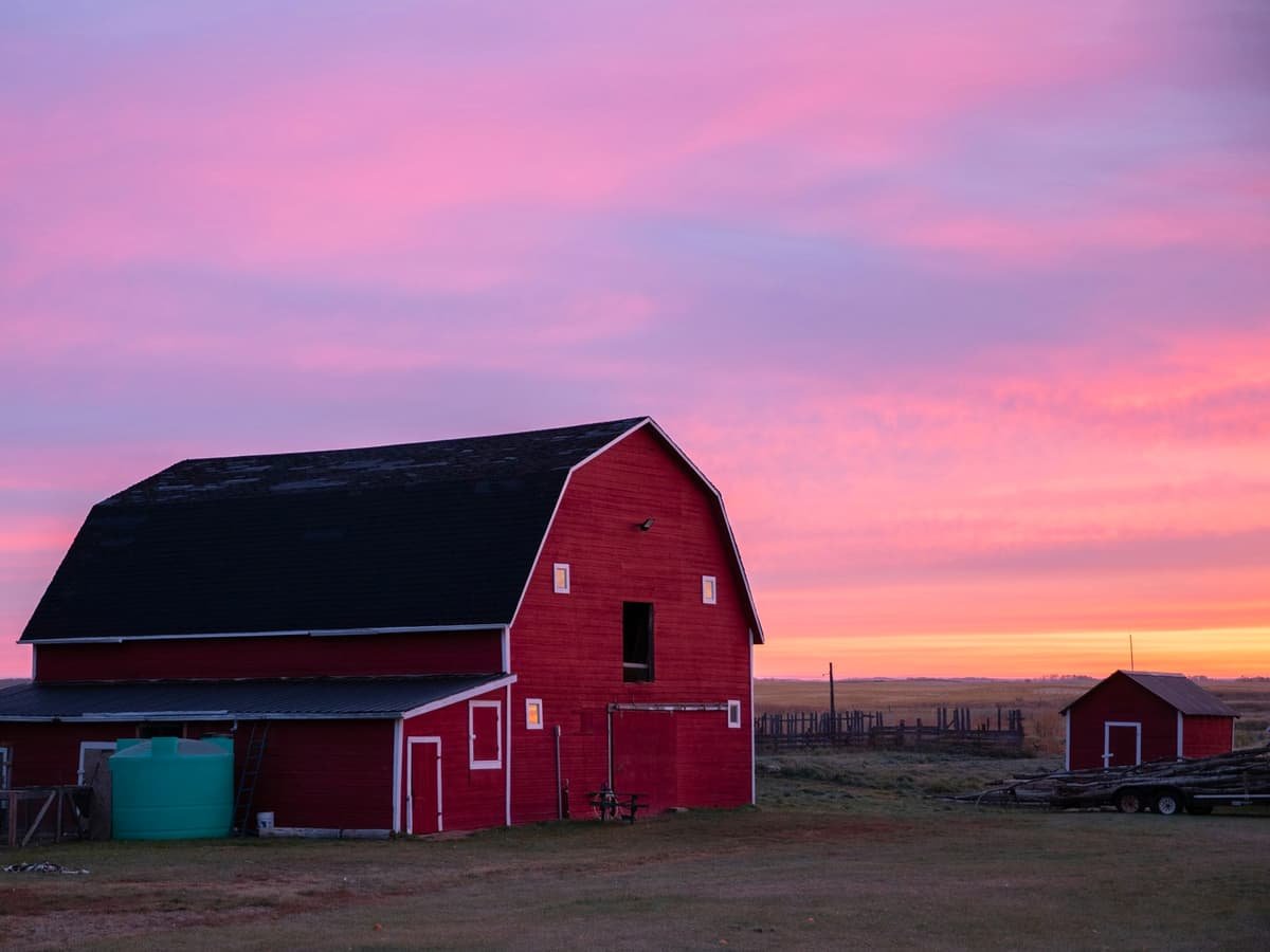 A barn in a field: date idea in Saskatchewan